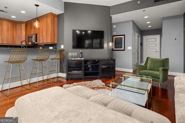 1080 Peachtree Street NE 2108, Atlanta, GA 30309