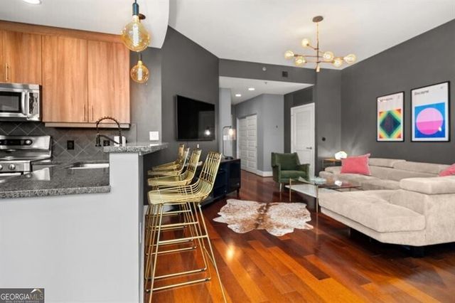 1080 Peachtree Street NE 2108, Atlanta, GA 30309