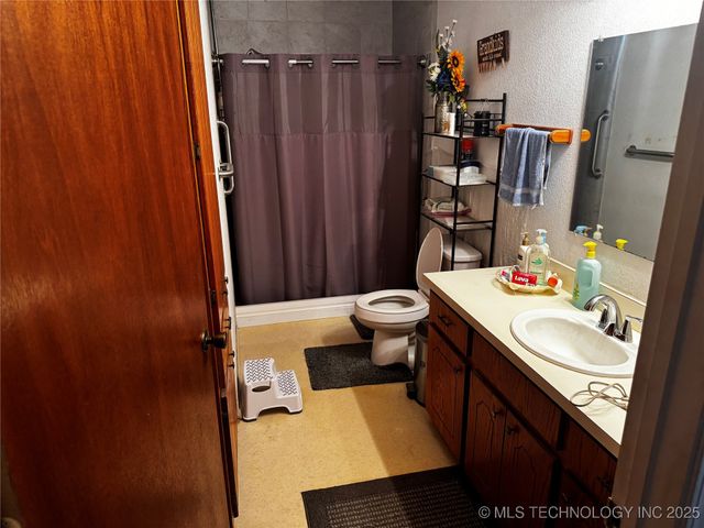 822 Church Road, Kemp, OK 74741