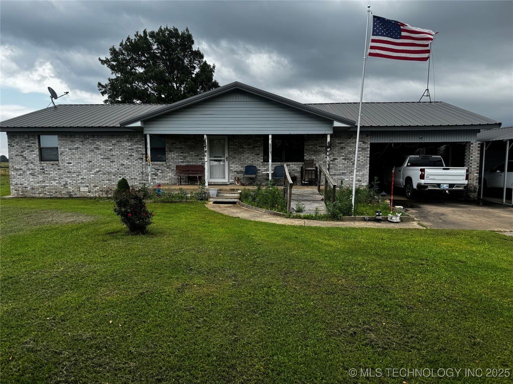 822 Church Road, Kemp, OK 74741