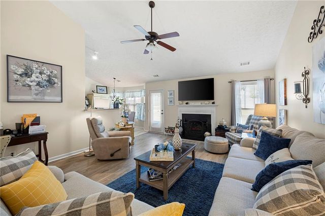 102 Autumn Brooke Trail, Dallas, GA 30157