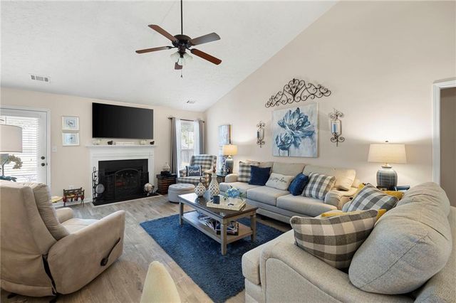 102 Autumn Brooke Trail, Dallas, GA 30157