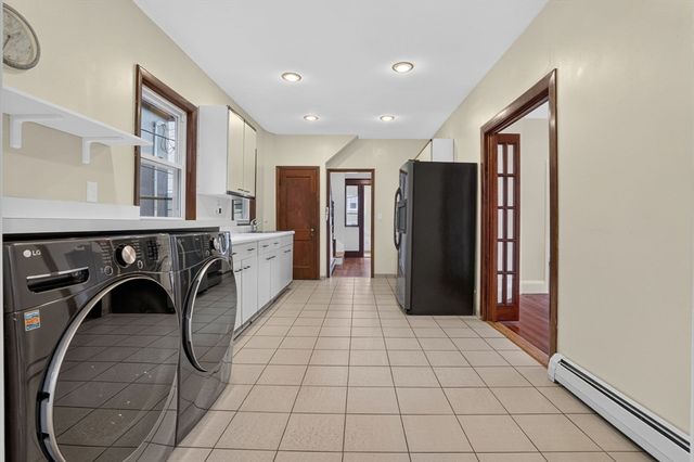 51 Metropolitan Ave, Boston, MA 02131