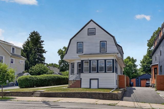 51 Metropolitan Ave, Boston, MA 02131