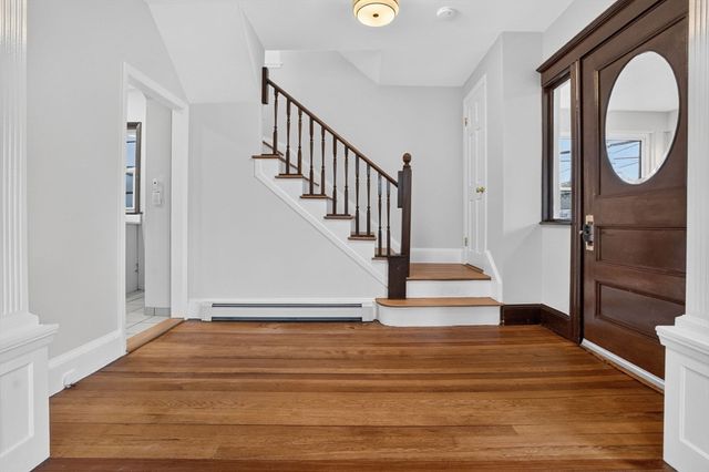 51 Metropolitan Ave, Boston, MA 02131