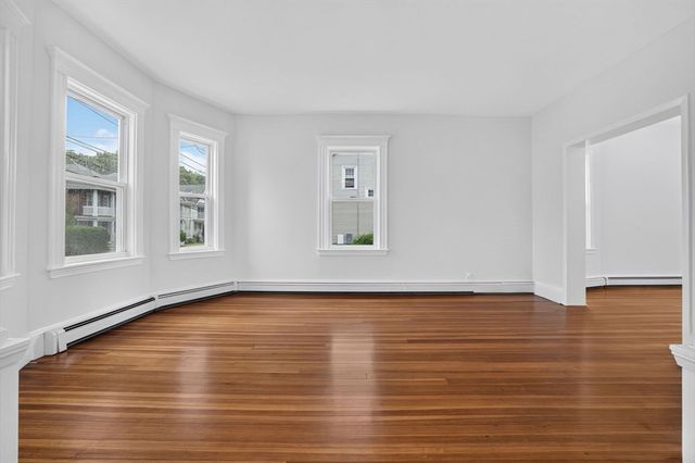51 Metropolitan Ave, Boston, MA 02131