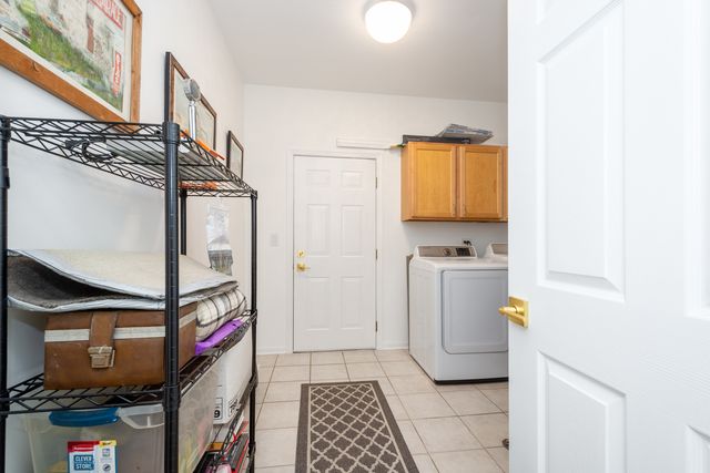 3136 Falling Waters Lane 1, Lindenhurst, IL 60046