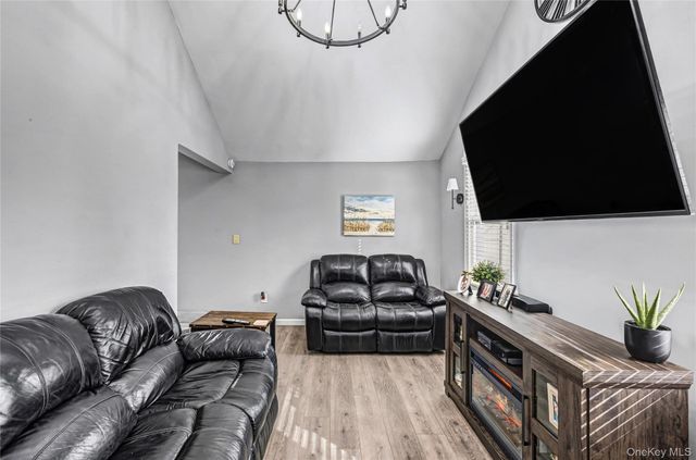 95 Sound Beach Boulevard, Sound Beach, NY 11789