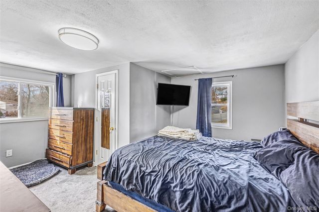 95 Sound Beach Boulevard, Sound Beach, NY 11789