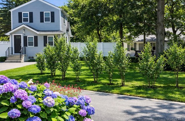 95 Sound Beach Boulevard, Sound Beach, NY 11789