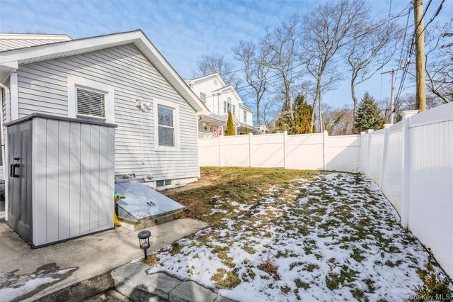 95 Sound Beach Boulevard, Sound Beach, NY 11789