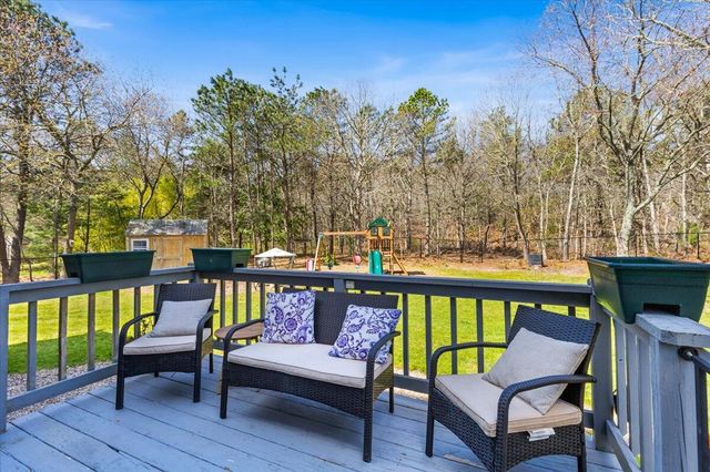 57 Debbies Lane, Marstons Mills, MA 02648