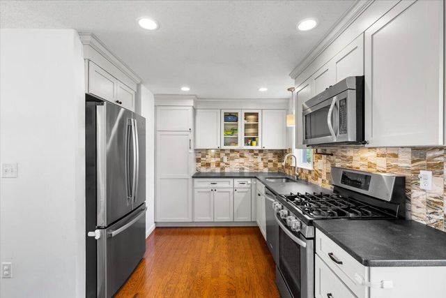 57 Debbies Lane, Marstons Mills, MA 02648