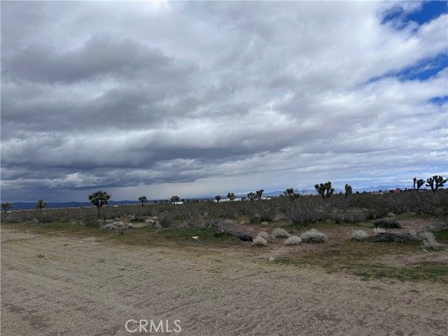 0 30980410, Phelan, CA 92371