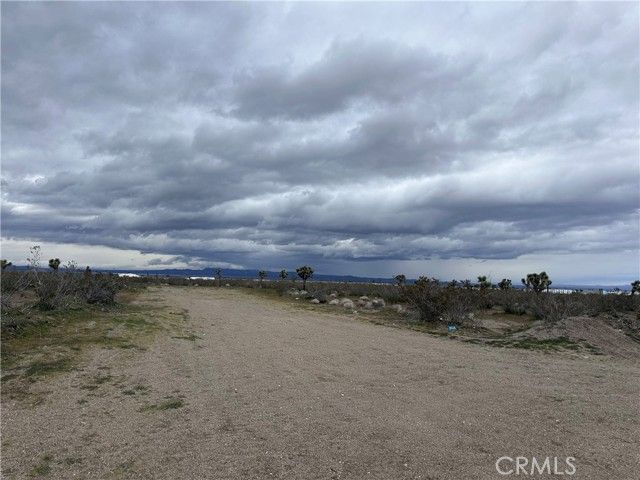 0 30980410, Phelan, CA 92371