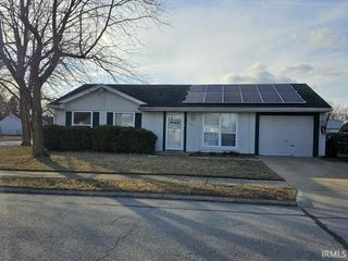 728 Shakamak Court, Dayton, IN 47941