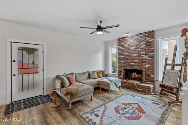 4340 E ALISO Canyon, Phoenix, AZ 85044