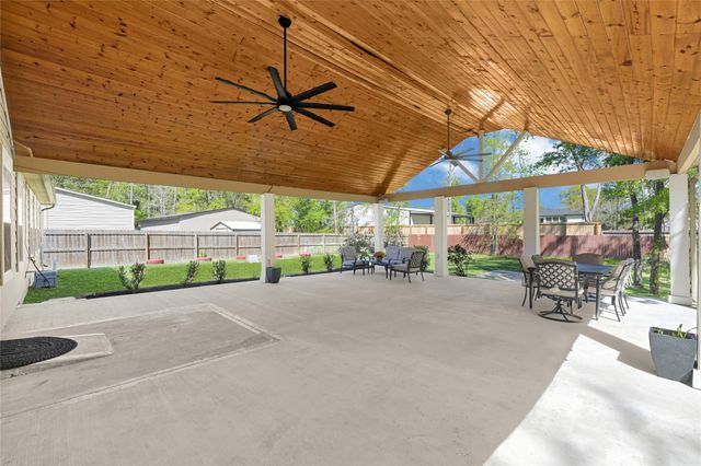 18597 Huckleberry Lane, Porter, TX 77365