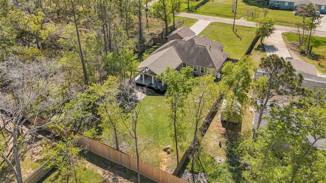 18597 Huckleberry Lane, Porter, TX 77365