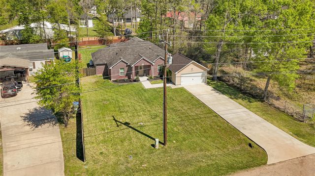 18597 Huckleberry Lane, Porter, TX 77365