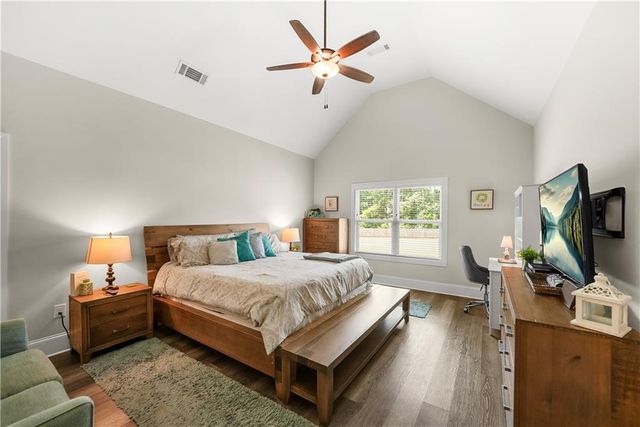 1538 E Lake Road, Mcdonough, GA 30252