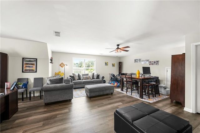 1538 E Lake Road, Mcdonough, GA 30252