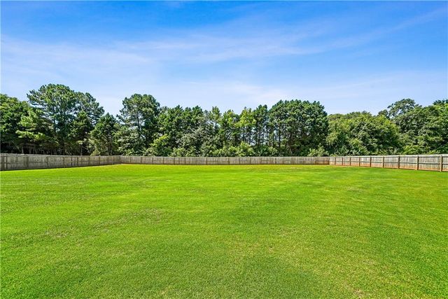 1538 E Lake Road, Mcdonough, GA 30252
