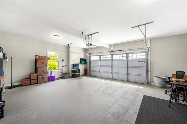 1538 E Lake Road, Mcdonough, GA 30252