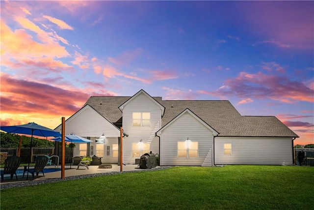 1538 E Lake Road, Mcdonough, GA 30252