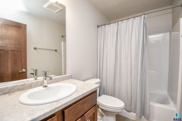 320 W Jameson St Street, Tea, SD 57064