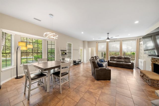 2400 Hollowbrook Lane, Conroe, TX 77384