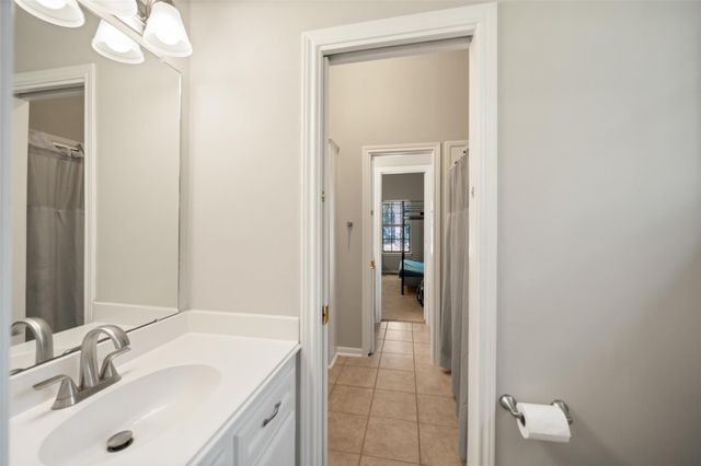 2400 Hollowbrook Lane, Conroe, TX 77384