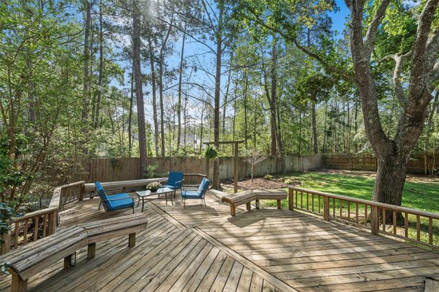 2400 Hollowbrook Lane, Conroe, TX 77384