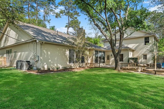 2400 Hollowbrook Lane, Conroe, TX 77384