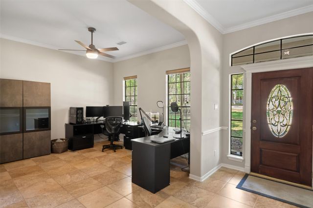 2400 Hollowbrook Lane, Conroe, TX 77384