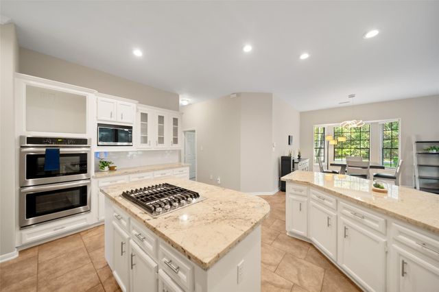 2400 Hollowbrook Lane, Conroe, TX 77384