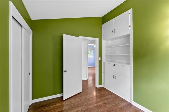 7306 Larsen Lane, Shawnee, KS 66203