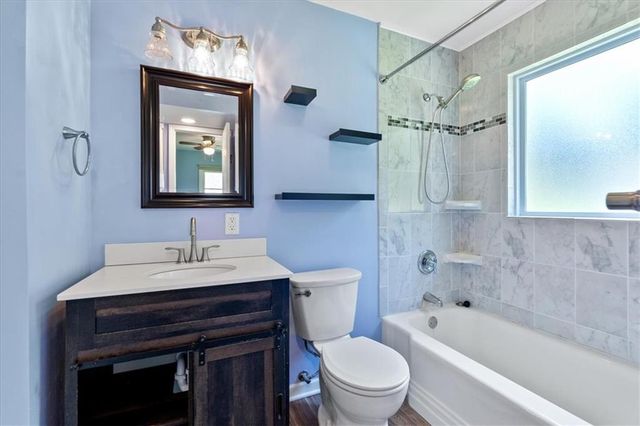 7306 Larsen Lane, Shawnee, KS 66203