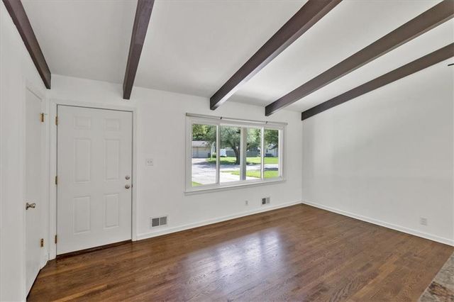 7306 Larsen Lane, Shawnee, KS 66203