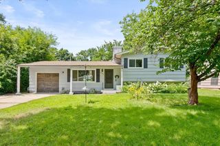 7306 Larsen Lane, Shawnee, KS 66203