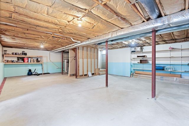 19 Pinehurst Ave, Saugus, MA 01906
