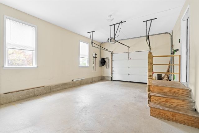19 Pinehurst Ave, Saugus, MA 01906