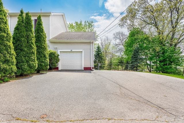 19 Pinehurst Ave, Saugus, MA 01906
