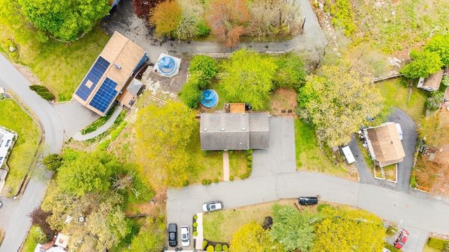 19 Pinehurst Ave, Saugus, MA 01906