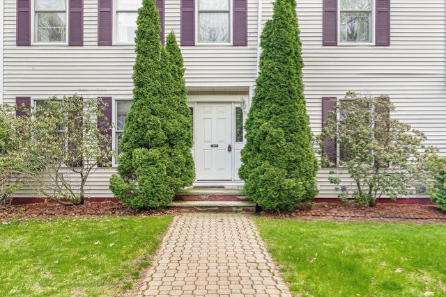 19 Pinehurst Ave, Saugus, MA 01906