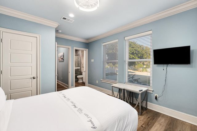 92 Woodward Street, Destin, FL 32541