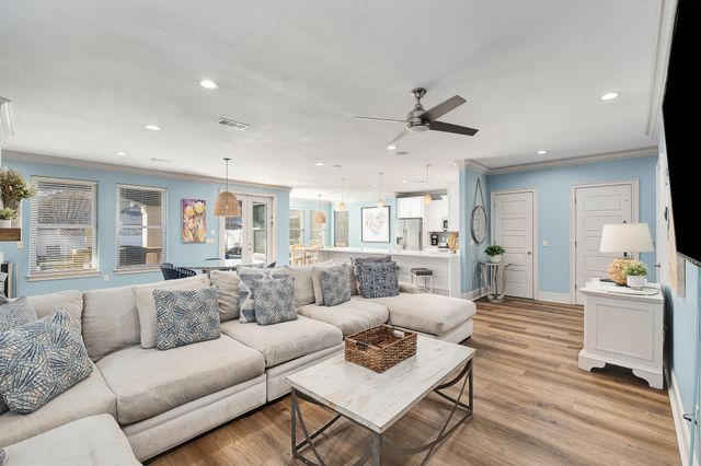 92 Woodward Street, Destin, FL 32541