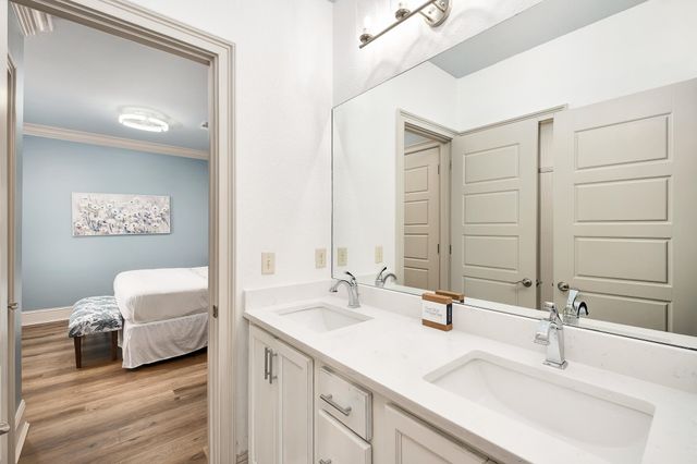 92 Woodward Street, Destin, FL 32541