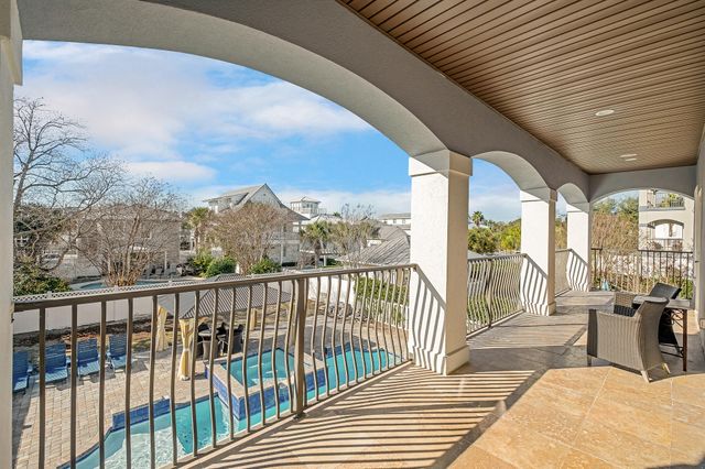 92 Woodward Street, Destin, FL 32541