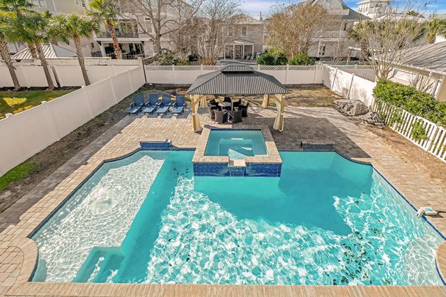 92 Woodward Street, Destin, FL 32541